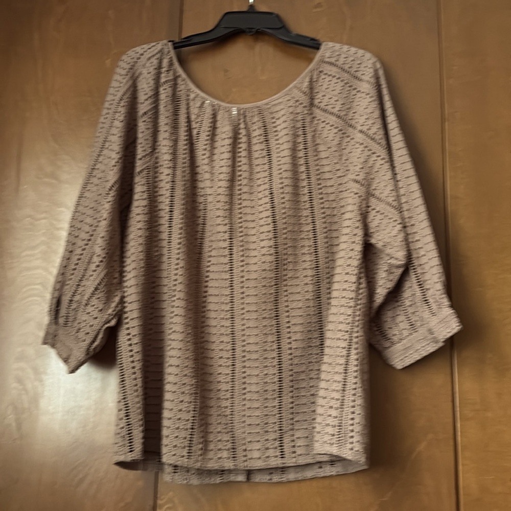 Joie NWOT Tan Eyelet Button-Up Top Balloon Sleeves Sz Lg. Fall Transition Item! - Picture 5 of 8